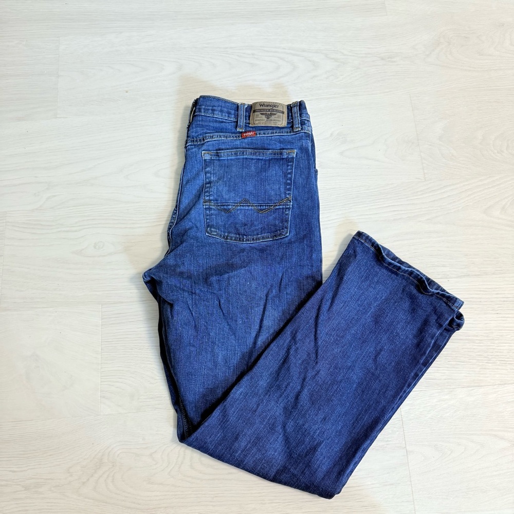 Wrangler Men's Blue Jeans
